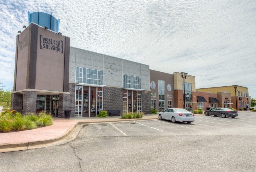 More Photos Of 5465 George M Mills Civic Pky, West Des Moines Unknown For Lease