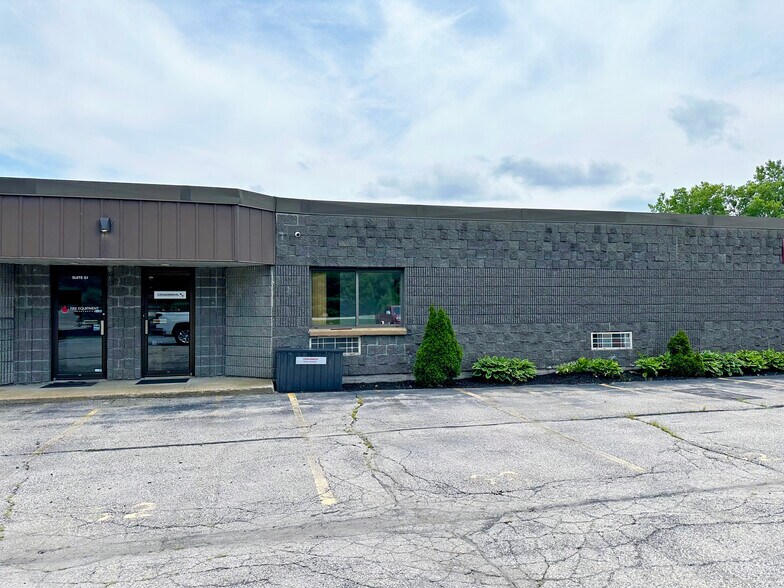 Primary Photo Of 78 Londonderry Tpke, Hooksett Light Distribution For Lease