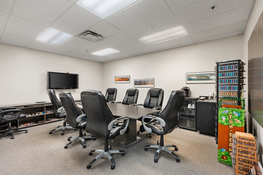 More Photos Of 3250 Tower Rd, Prescott Industrial For Sale