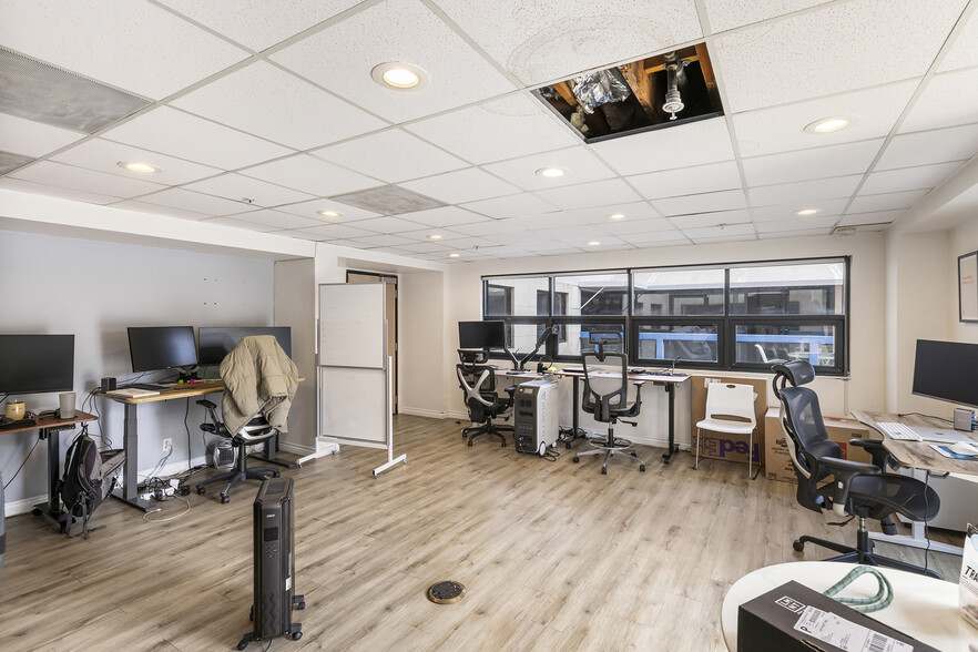 More Photos Of 201 Wilshire Blvd, Santa Monica Loft Creative Space For Lease