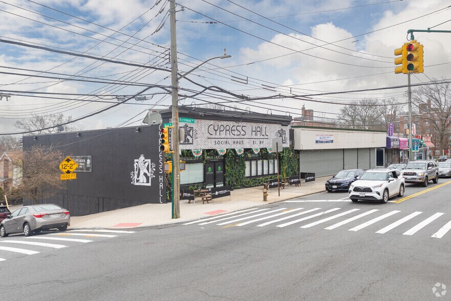 More Photos Of 1674-1696 Richmond Rd, Staten Island Storefront For Sale