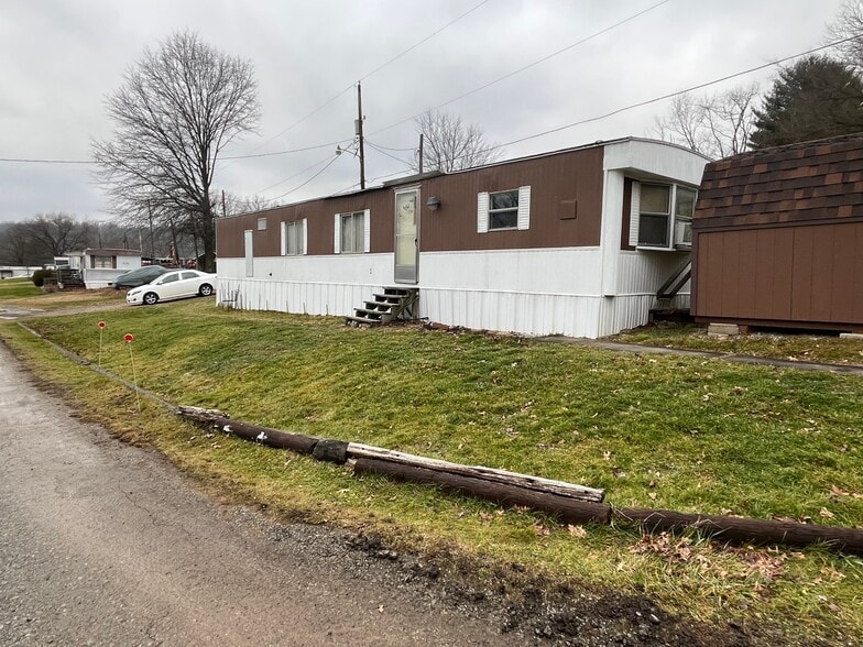 More Photos Of 2900 Henderson Rd, Washington Manufactured Housing Mobile Home Park For Sale