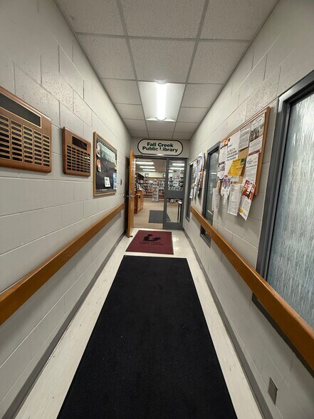 More Photos Of 122 E Lincoln Ave, Fall Creek Office For Sale