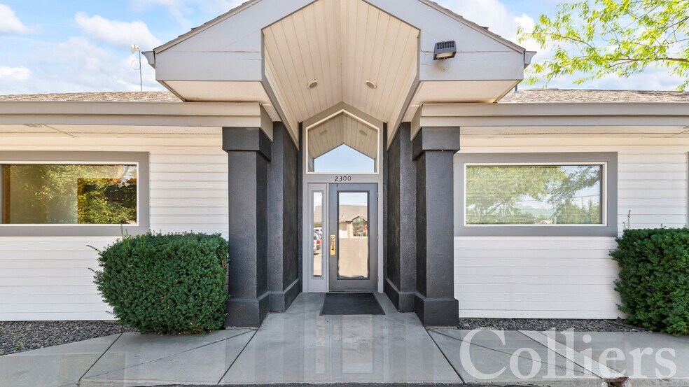 More Photos Of 2300 S Orchard St, Boise Office For Sale