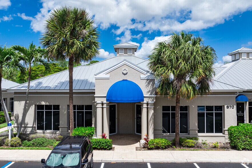 More Photos Of 870 111th Ave N, Naples Medical For Lease