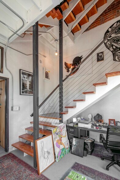 More Photos Of 2400 Curtis St, Denver Loft Creative Space For Lease