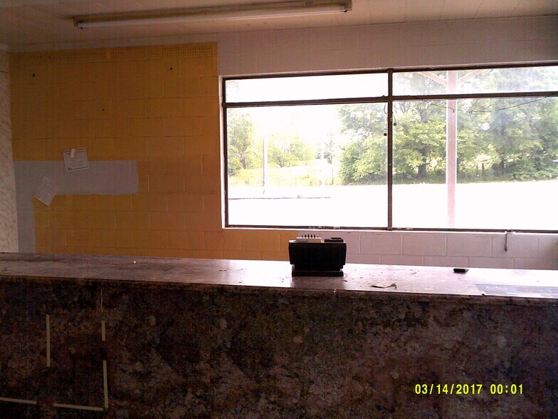 More Photos Of 7645 AL-97, Letohatchee Convenience Store For Lease