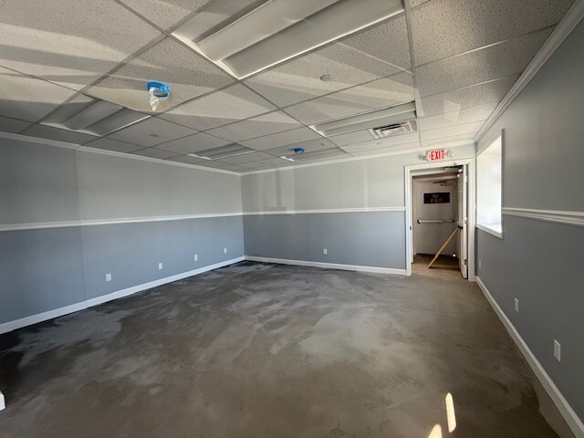 More Photos Of 161 Long Beach Rd, Island Park Medical For Lease