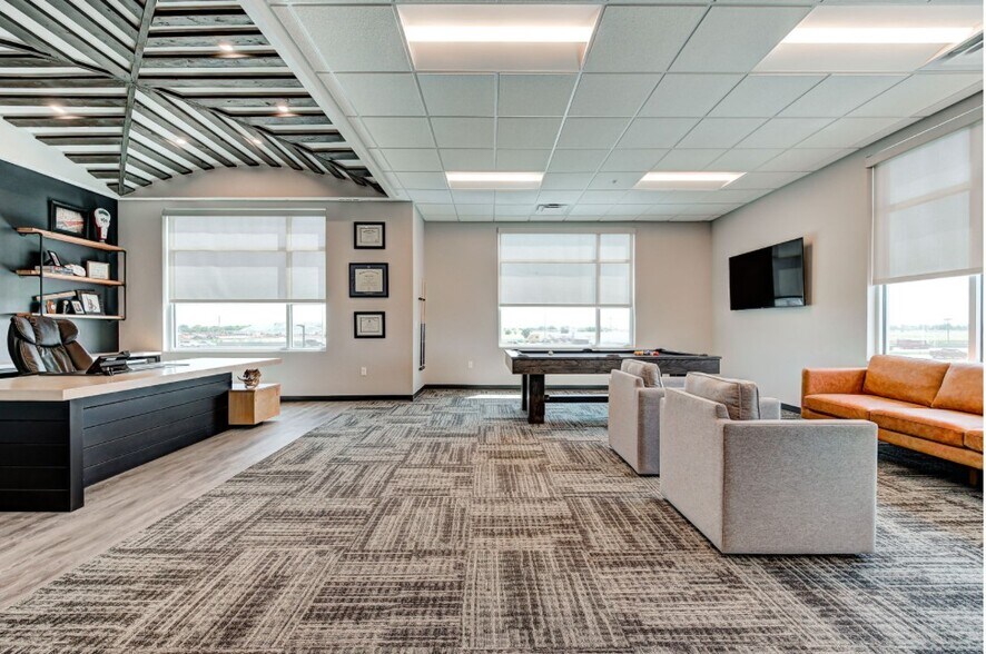 More Photos Of 3110 N Interstate Dr, Norman Office For Lease