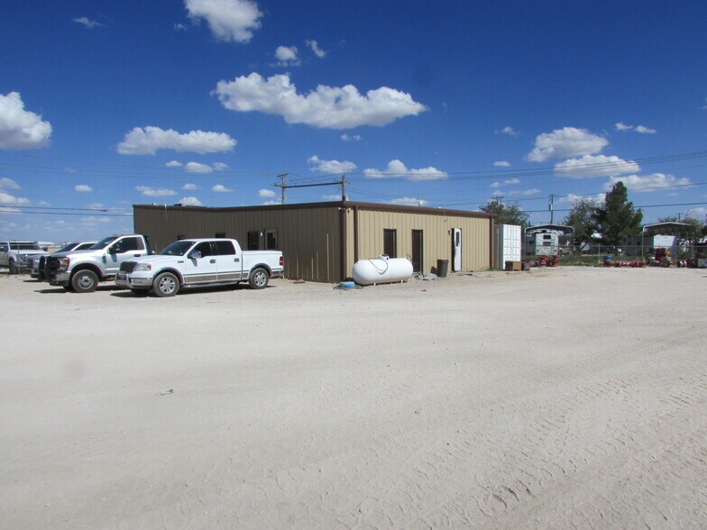 More Photos Of 3938 S County Road 1290, Odessa Warehouse For Lease