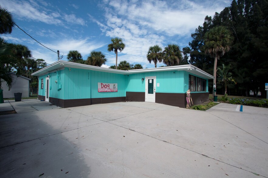 More Photos Of 6260 N Us-1 Hwy, Melbourne Office Residential For Sale