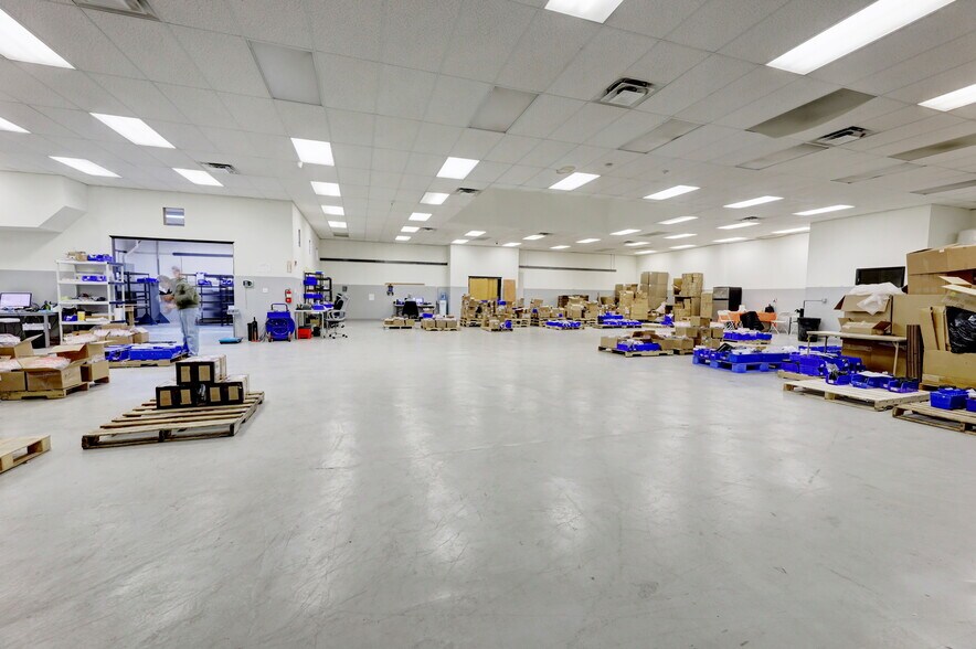 More Photos Of 174 Main Ave, Wallington Warehouse For Sale