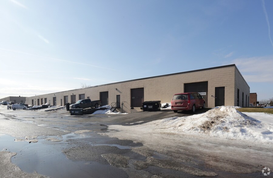 More Photos Of 14 Corporate Cir, East Syracuse Flex For Lease