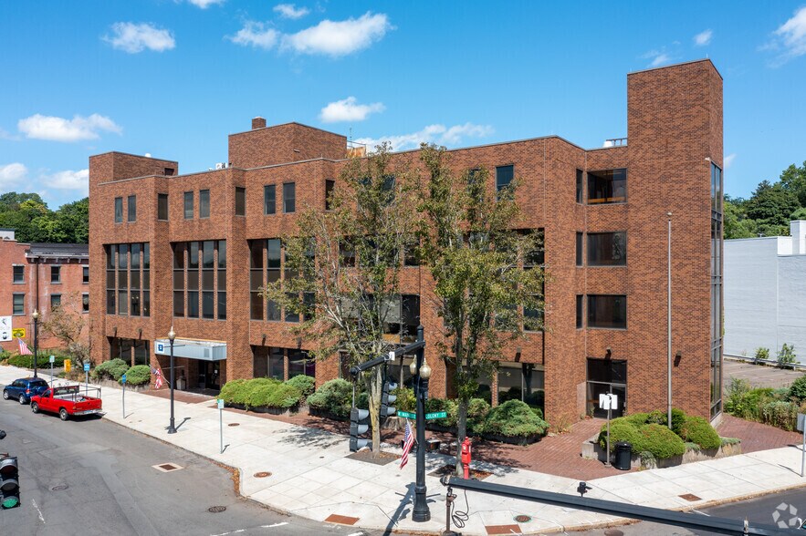 Primary Photo Of 1 W Main St, Meriden Office Residential For Lease