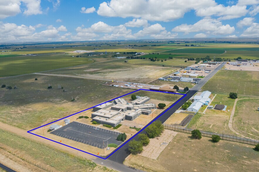 More Photos Of 901 Industrial Park Rd, Brush Warehouse For Sale