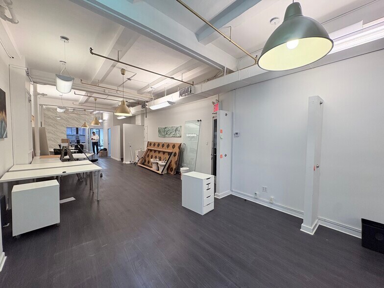 More Photos Of 39-41 W 38th St, New York Loft Creative Space For Lease