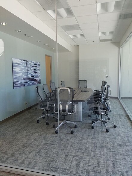 More Photos Of 5890 Stoneridge Dr, Pleasanton Medical For Lease