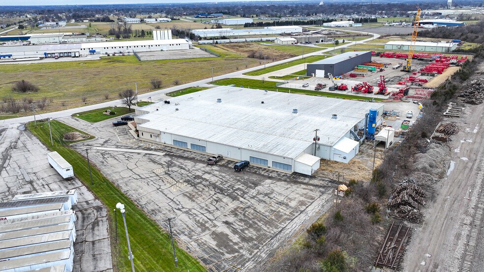 More Photos Of 1674 N Industrial Ave, Ottawa Manufacturing For Sale