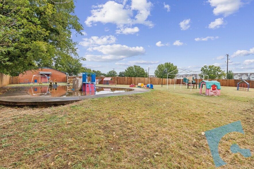 More Photos Of 114 S 14th St, Midlothian Daycare Center For Sale