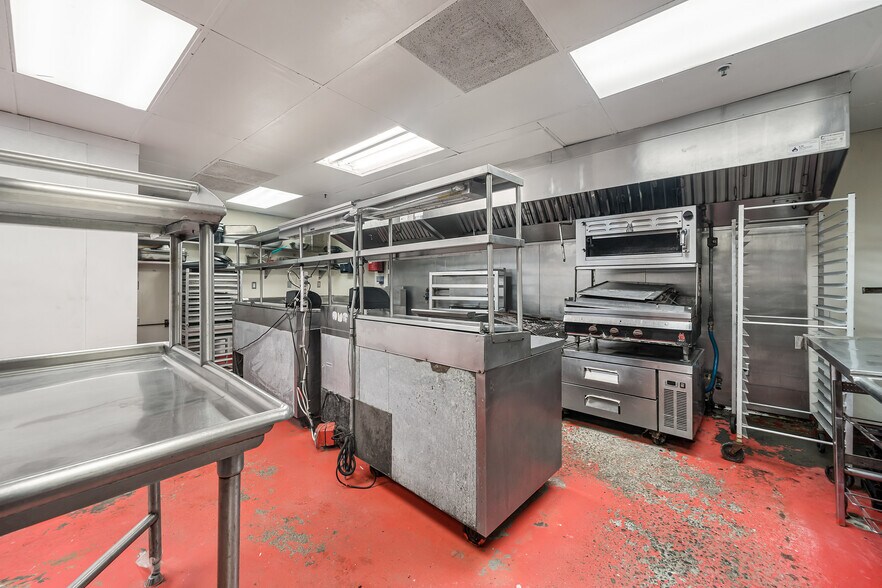 More Photos Of 1326 9th Ave, San Francisco Restaurant For Sale