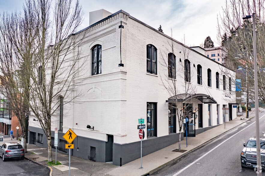 Primary Photo Of 2310-2325 NW Westover Rd, Portland Freestanding For Lease