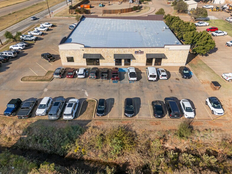 More Photos Of 5800 Kell Blvd, Wichita Falls Medical For Sale