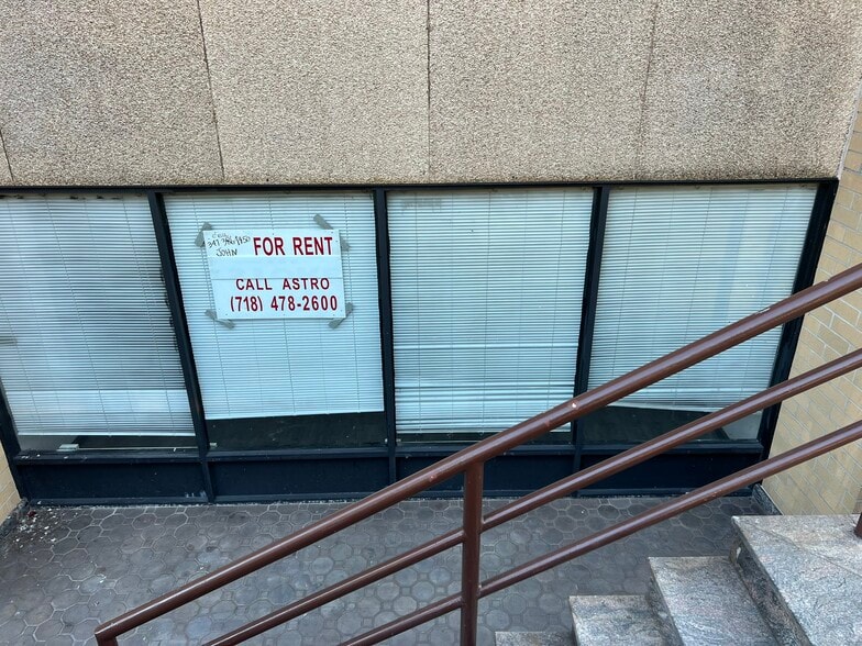 More Photos Of 92-29 Queens Blvd, Rego Park Apartments For Lease