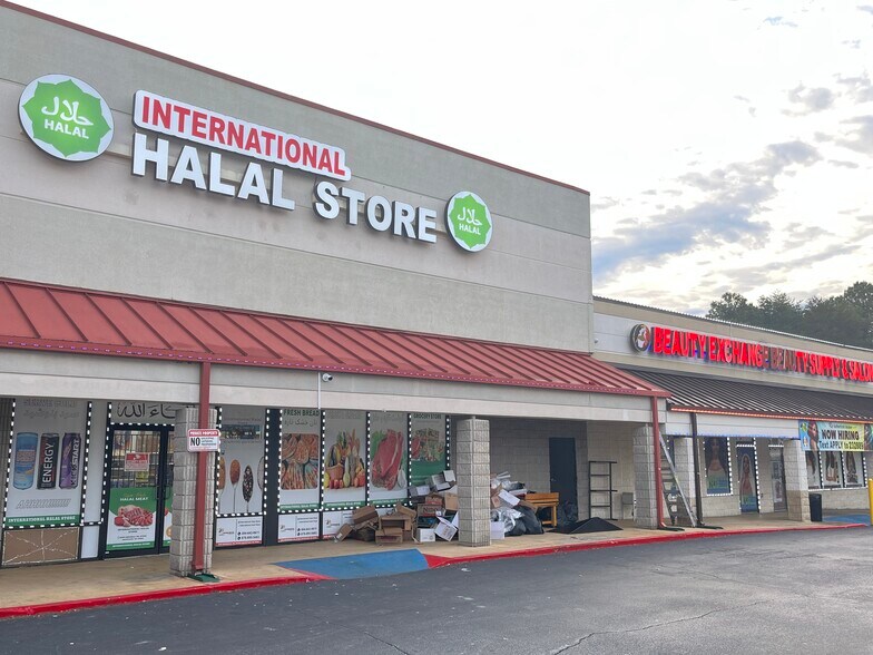 More Photos Of 6009-6011 Memorial Dr, Stone Mountain Storefront For Sale