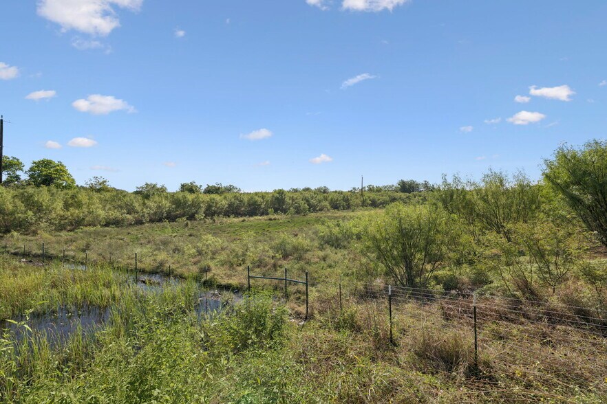 More Photos Of 13146 Galm Rd, San Antonio Land For Sale