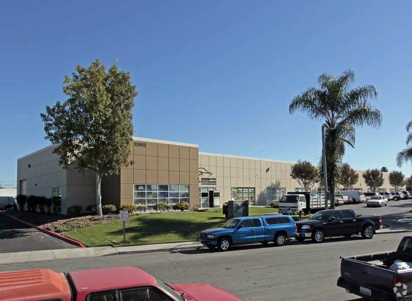 More Photos Of 13862 A Better Way, Garden Grove Light Manufacturing For Lease