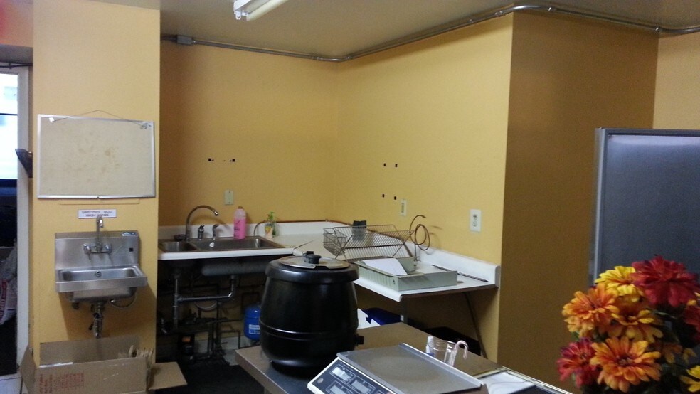 More Photos Of 8605-8607 Germantown Ave, Philadelphia Restaurant For Lease