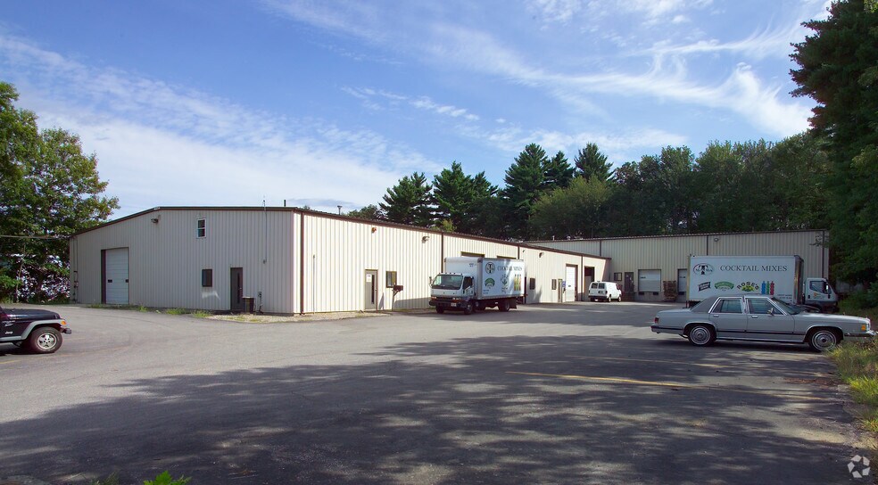 More Photos Of 11 Perry Dr, Foxborough Warehouse For Lease