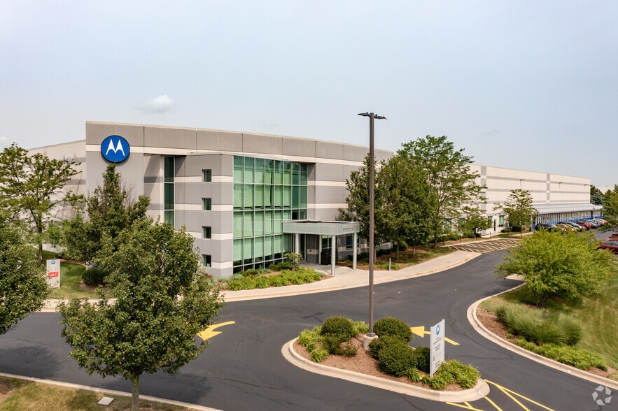 Primary Photo Of 2500 Galvin Dr, Elgin Manufacturing For Lease