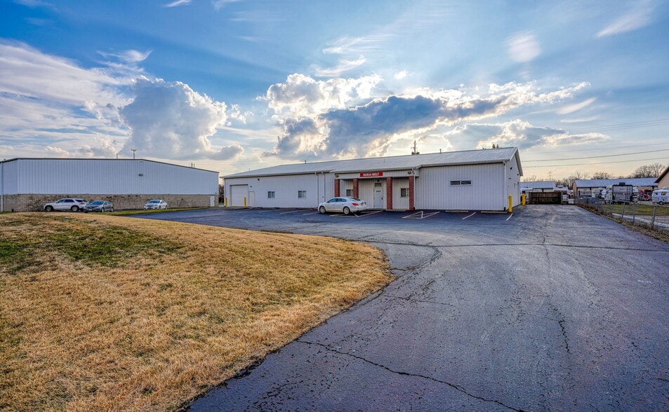 More Photos Of 2909 Scioto Darby Executive Ct, Hilliard Warehouse For Sale