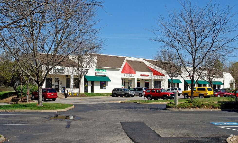 More Photos Of 4800-4830 Market Square Ln, Midlothian Unknown For Lease