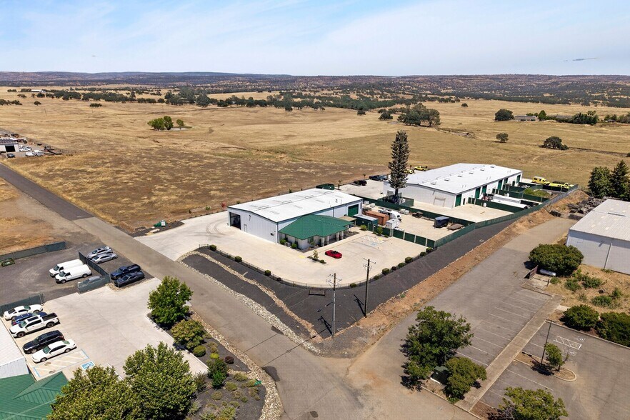 More Photos Of 13464 Browns Valley Dr, Chico Warehouse For Lease