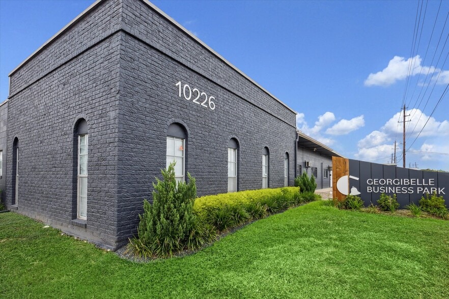 More Photos Of 10226 Georgibelle Dr, Houston Unknown For Lease