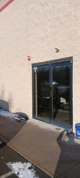 More Photos Of 301-315 Camars Dr, Warminster Research And Development For Lease