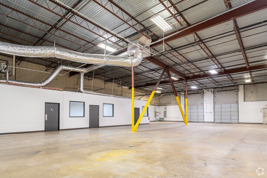 More Photos Of 2600 McHale Ct, Austin Unknown For Lease