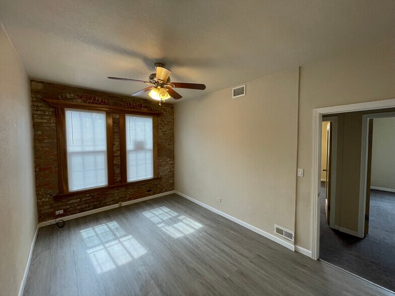 More Photos Of 5900-5910 E Colfax Ave, Denver Storefront Retail Office For Lease