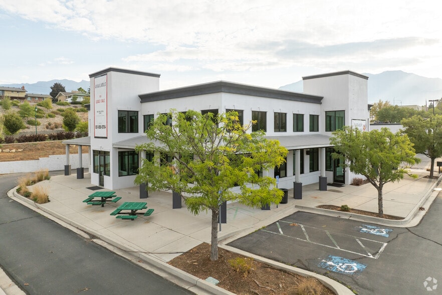 More Photos Of 495 W University Pky, Orem Storefront Retail Office For Lease