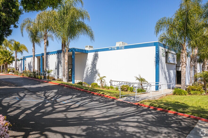 Primary Photo Of 7716-7742 Clairemont Mesa Blvd, San Diego Manufacturing For Lease