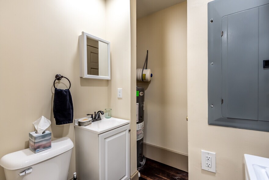 More Photos Of 320 N Mechanic St, Lebanon Multifamily For Sale