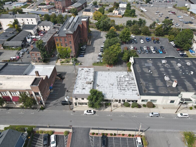 More Photos Of 23 Grand St, Kingston Office For Sale