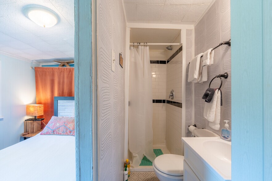 More Photos Of 1101 S Rogers St, Bloomington Multifamily For Sale