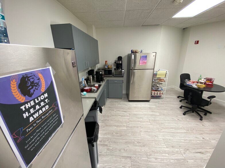 More Photos Of 1101 S Capital Of Texas Hwy, West Lake Hills Coworking Space