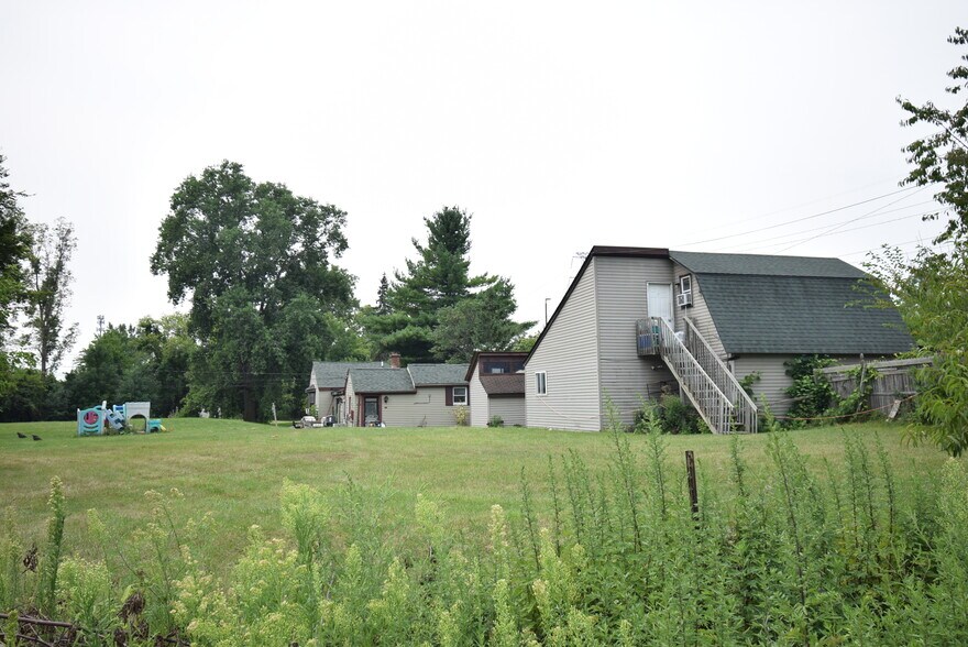 More Photos Of 62840 Van Dyke Rd, Washington Restaurant For Sale