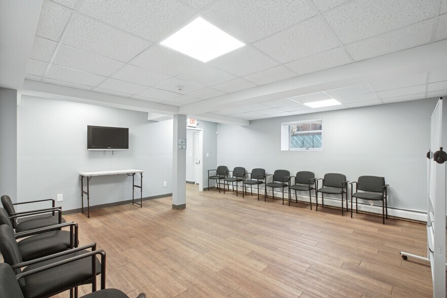 More Photos Of 2176 Central Park Ave, Yonkers Medical For Sale