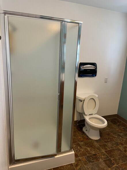 More Photos Of 3104 W Kennewick Ave, Kennewick Office For Lease