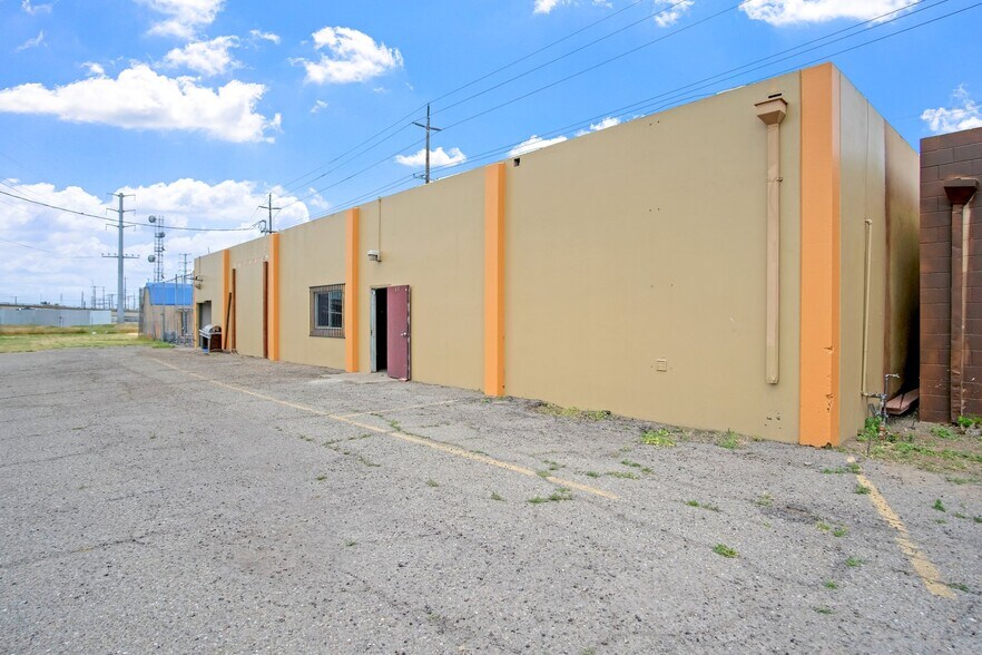 More Photos Of 609 S San Joaquin St, Stockton Warehouse For Sale